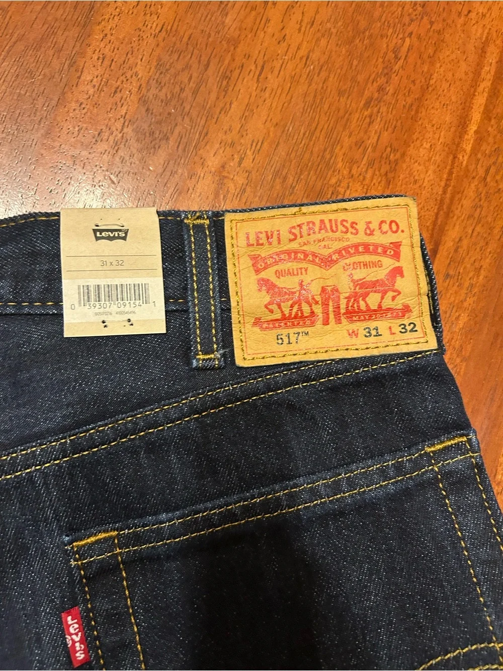 Levi's men’s 517 31x32
